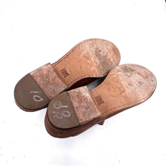 Frye Carson Shootie Leather Bootie in Cognac Size 10 - Picture 14 of 16